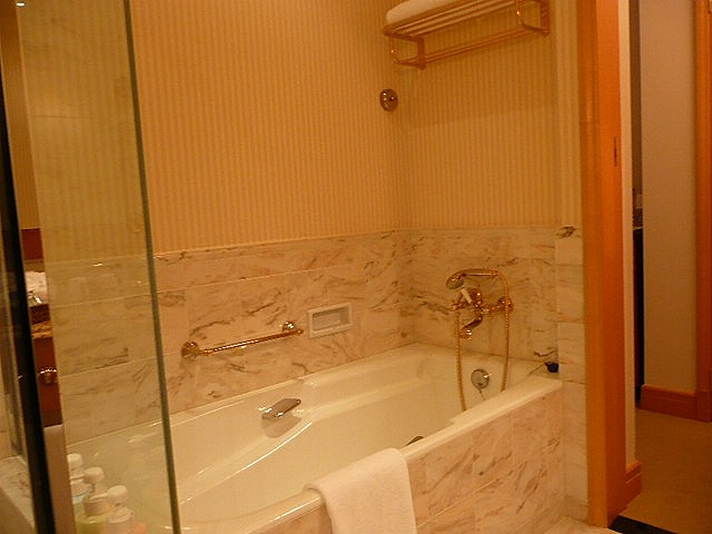 f0233310_2247471.jpg