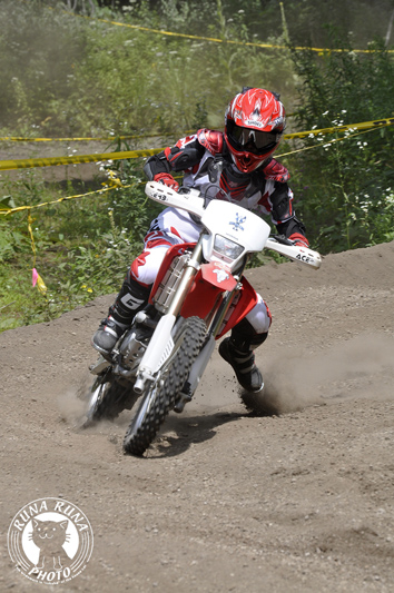 f0210380_12867.jpg