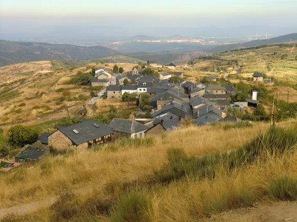 2010年9月5日（日）　23日目　Foncebadon ～Ponferrada_b0214184_631413.jpg