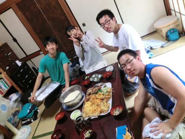 お昼は、まりえ天ぷら♪_a0080406_23484725.jpg