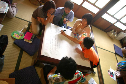 日本家屋でチームメイドデザイン_f0127806_1054575.jpg