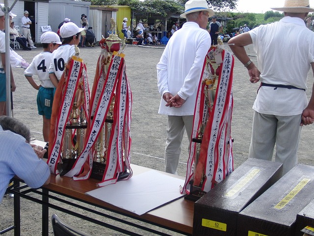 「目指せ！なでしこジャパン」　暑い中でのジュニアゲートボール大会_f0141310_7131840.jpg