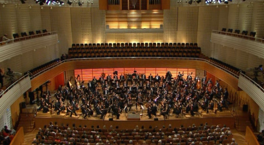 演奏団体 ルツェルン祝祭管弦楽団 前から後ろから！