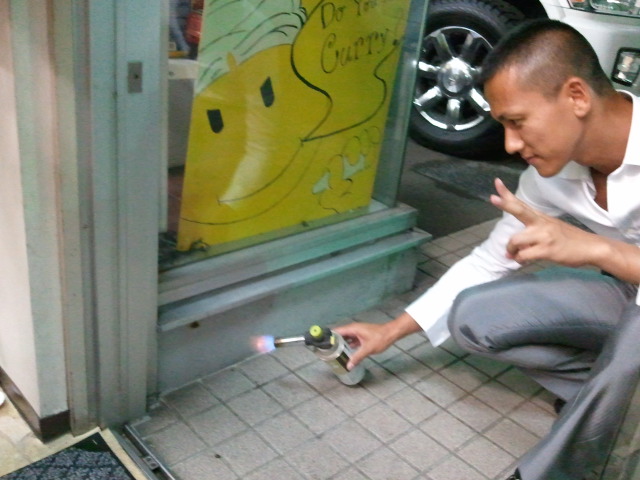 店長のニコニコブログ!連日の猛暑は続きます。_b0127002_21221859.jpg