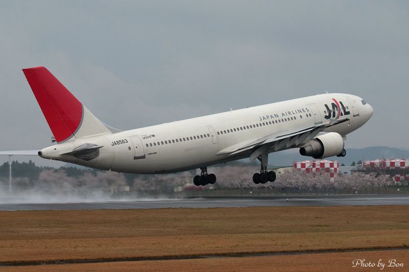 ＪＡＬ Ａ３００-６００Ｒ・・・ＫＯＪ編その③_e0193073_2349261.jpg