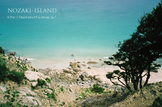 【 野崎島の海】　－エメラルド・グリーンの海をフイルムカメラで　－_d0124248_1791260.jpg