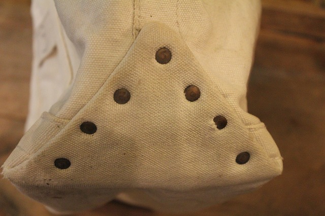 CANVAS TOOL BAG_d0121303_1714723.jpg