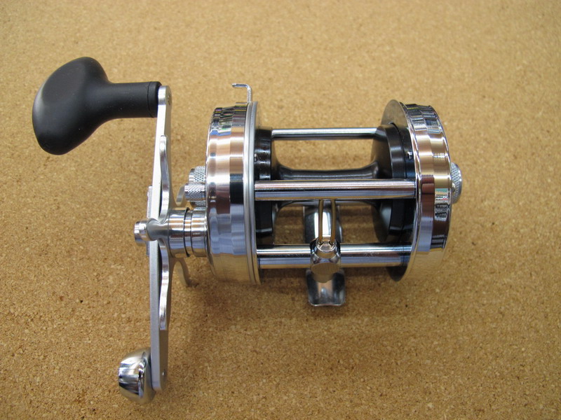 Abu 7000C Compact Red/Chrome NEW 入荷 : ルアーショップおおの Abu 7000C Compact Red/Chrome NEW 入荷 : ルアーショップおおの