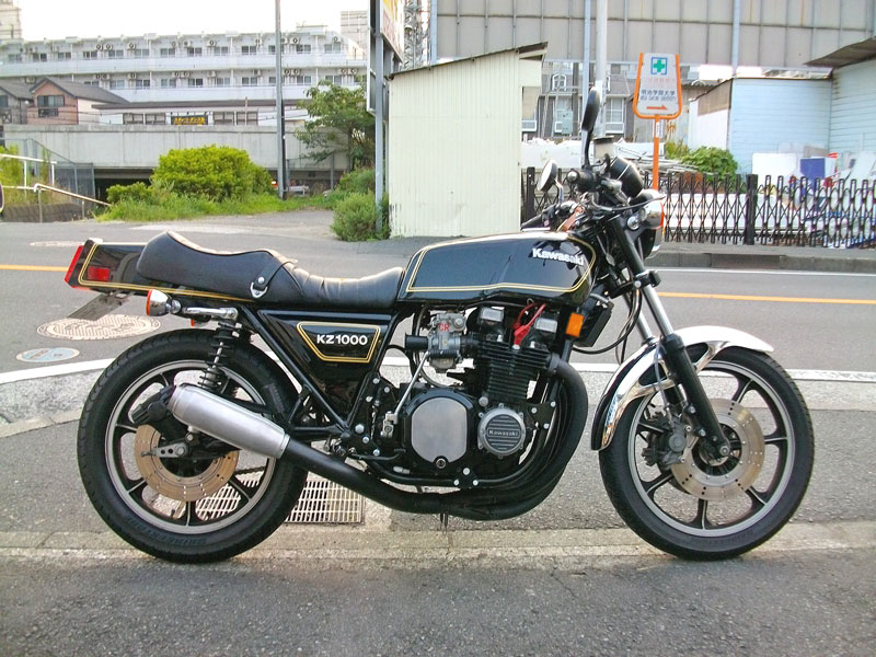 Z1000MKⅡ バックステップ製作が完成！！_c0086965_19271611.jpg