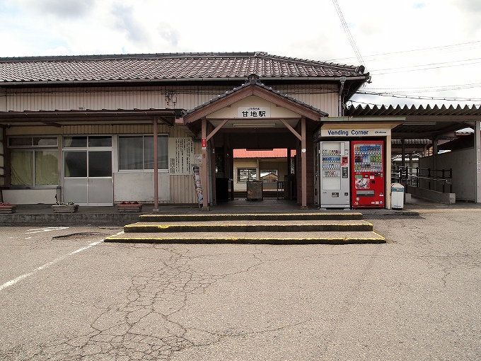 播磨の駅舎２_f0116479_1837415.jpg