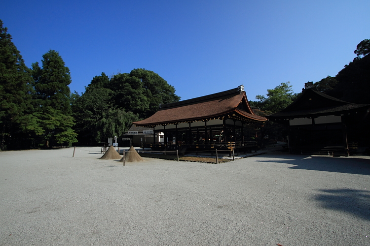 上賀茂神社_e0051888_0213133.jpg