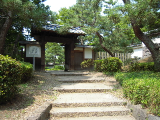 e0033570_8292130.jpg