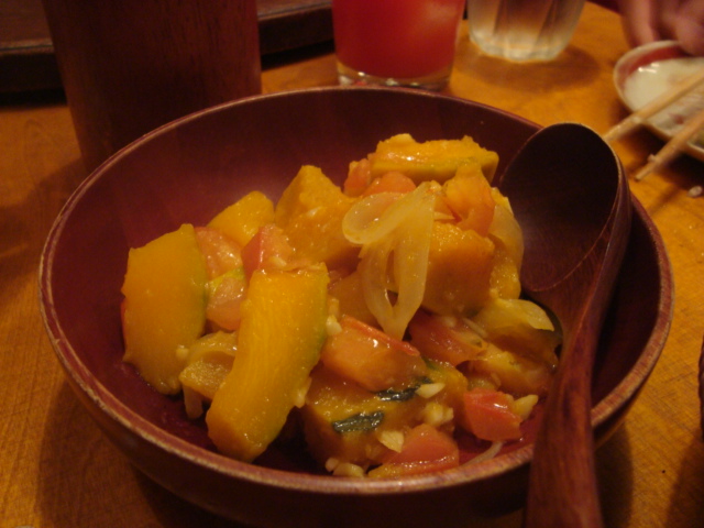 代々木上原「ブータン料理 ガテモタブン」へ行く。_f0232060_0375678.jpg