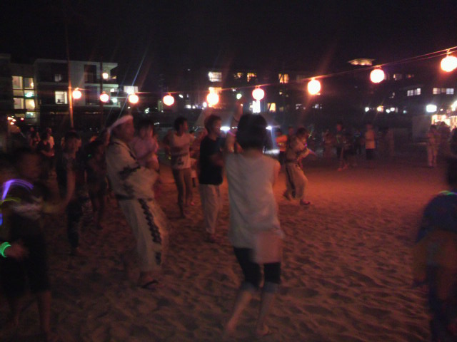 盆踊り_a0200771_12471980.jpg