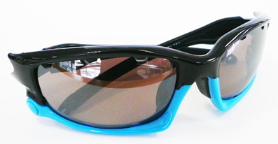 OAKLEYスイッチロックアイウェア2011サマーカラー登場！_c0003493_9361799.jpg