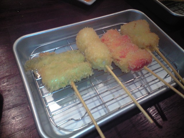 大阪風 味噌カツ ホタル と あるくまん と ナポリタン と あんかけスパ_a0194908_0433932.jpg
