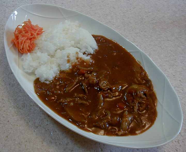 カレーと人参サラダ_e0126576_1222325.jpg