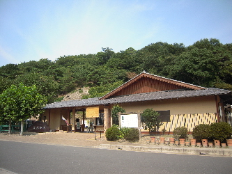 『吉見百穴』_e0033570_20411667.jpg