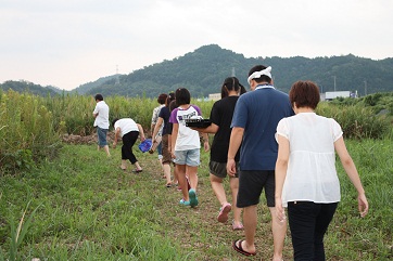 田舎のお盆は大騒ぎ_a0077891_21102519.jpg