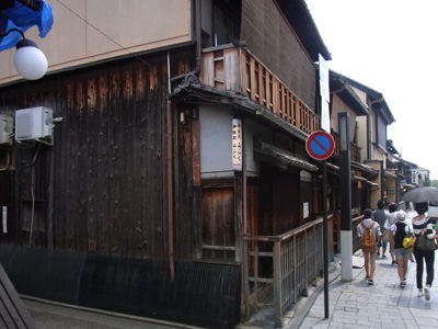 京都の朝は『イノダコーヒ』で一日が始まるのだナ。_b0019140_1652164.jpg