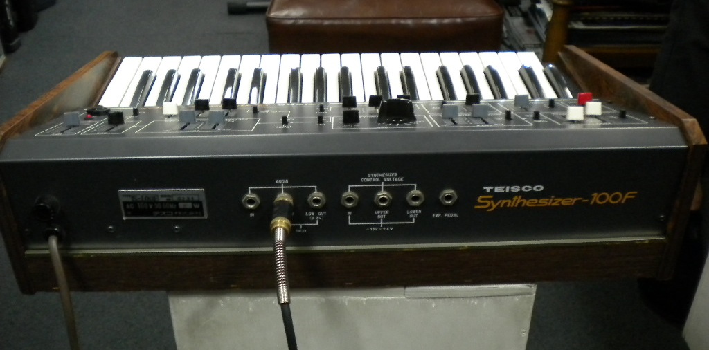 TEISCO S-100F、110Fを見ました : 風流音色まねゑもん TEISCO S-100F、110Fを見ました : 風流音色まねゑもん