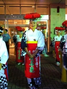 楽しかった!盛岡さんさ踊り(遅いご報告。。。)_b0199244_3324069.jpg
