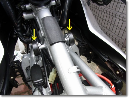 GSX1100S カタナのタンクのはずし方_c0147448_1815460.jpg