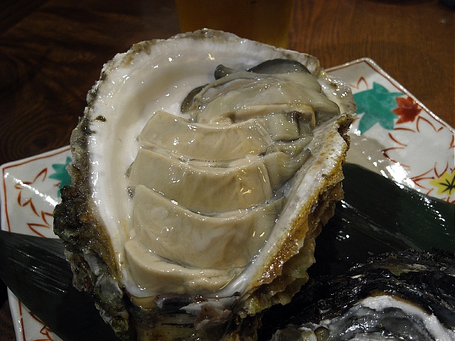25年もの岩牡蠣と初物サンマ　～広尾の味屋～_b0082895_18311084.jpg