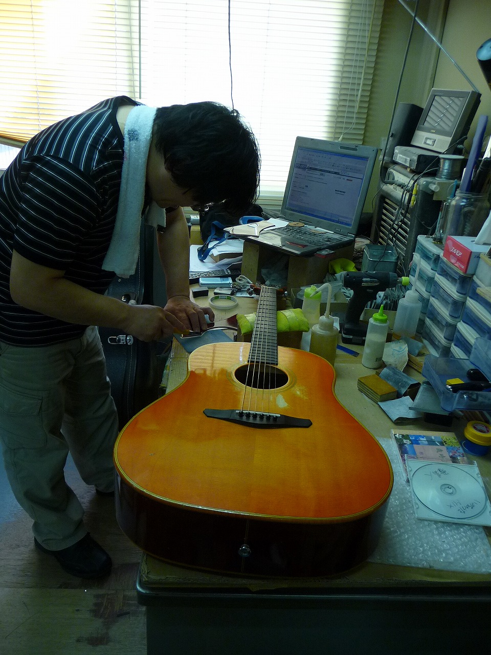 愛知県のギター＆ウクレレ工房「ForM」福原さん訪問！_d0063599_6561451.jpg