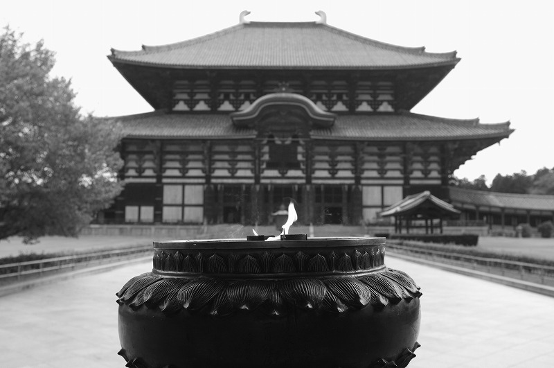 東大寺　朝のお勤め_f0050534_17121234.jpg