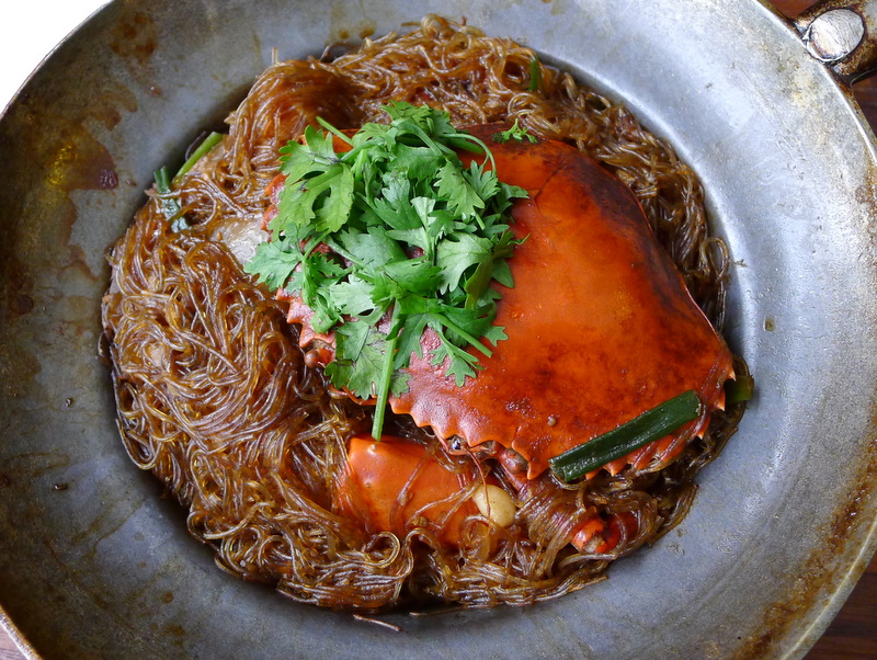 タイ料理 プー オプ ウンセン カニと春雨蒸し焼き チェンマイロングステイ ｗｏｏたんのチェンマイ通信