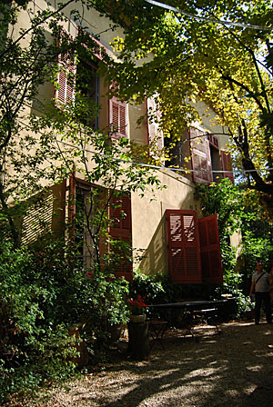 d0200286_235577.jpg