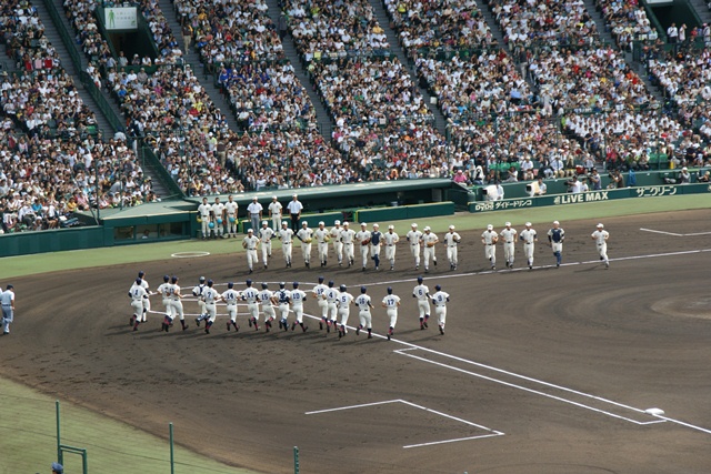 夏の甲子園、光星学院を応援に甲子園球場へいきました・・・（１１３）_d0181492_9301388.jpg