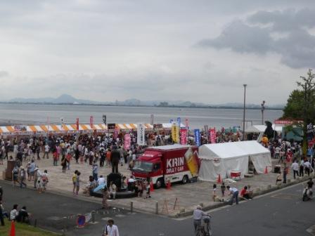 「牛肉サミット2011」最終日~どこまで続く長蛇の列!_b0206037_19104425.jpg