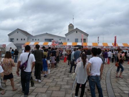 「牛肉サミット2011」最終日~どこまで続く長蛇の列!_b0206037_19172964.jpg