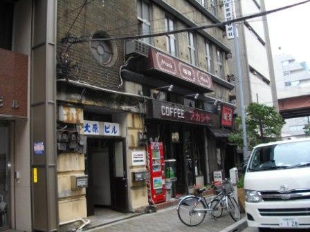 秋葉原で、グリフォン書店(電子書籍)のIさんと打ち合わせ。_c0198869_2048259.jpg