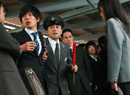★【痴漢 犯罪】:冤罪事件~逮捕から起訴・裁判までの流れ_a0028694_1255832.jpg