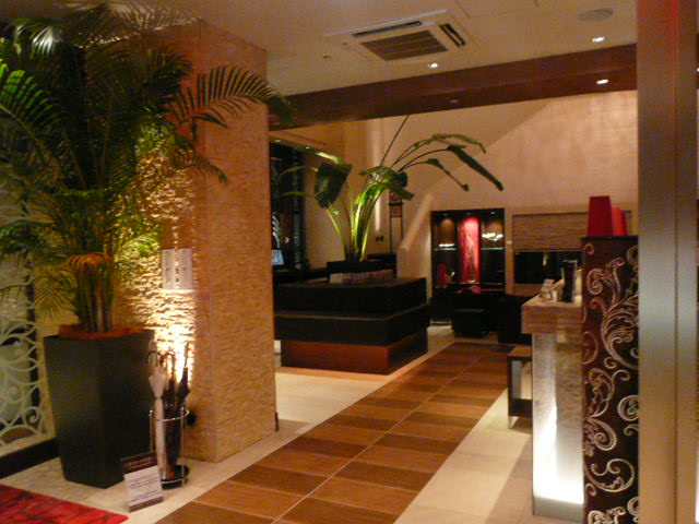 f0233310_2291540.jpg
