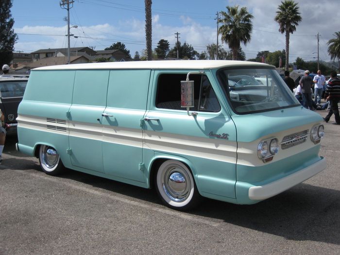 60\'s CHEVY CORVAIR VAN_a0231314_17195199.jpg