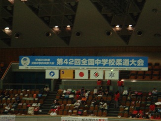 全中がスタート_d0010630_2147114.jpg