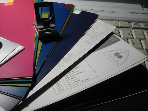 色彩ルーペ_a0129492_884691.jpg