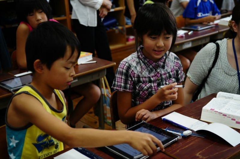 iPad授業in武内小学校_d0047811_23273937.jpg