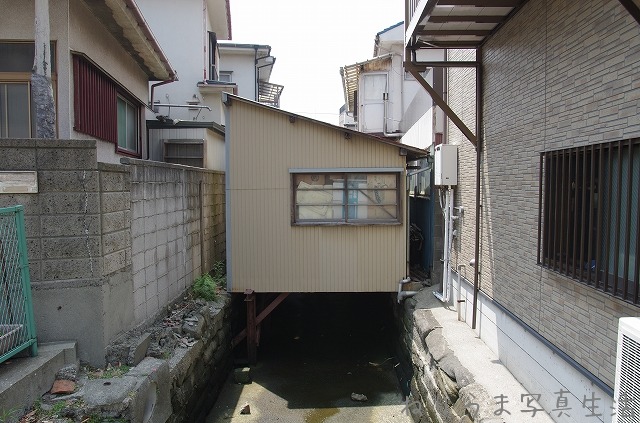 川の上の家 ねりうま写真生活