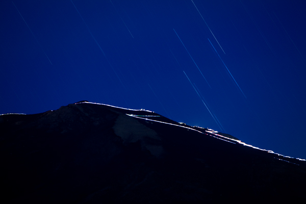 富士山５合目より〜午前１時頃〜_e0002316_17263264.jpg