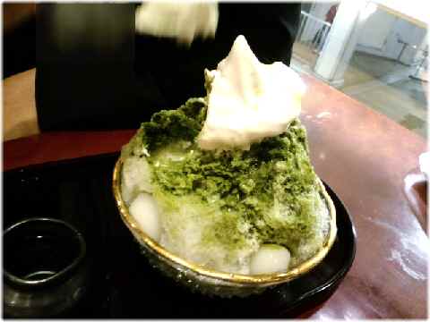 【久しぶりで「麻布茶房」のかき氷】_c0042960_18185188.jpg