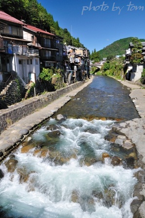 郡上八幡～「水の町」～小駄良川、瀬音に癒される～_b0155692_1963195.jpg