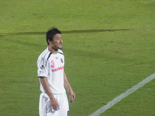 2011-24 横浜FM2-1C大阪 ~平日、雨の三ツ沢~ 【J特】_e0006700_22471987.jpg