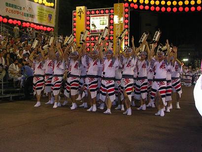 皆様よりのメール~徳島のにぽぽさんより 阿波踊りの写真が届いております!_a0120328_1845674.jpg