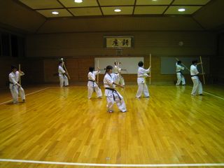 麻生道場 棒術稽古!_c0118332_21485244.jpg