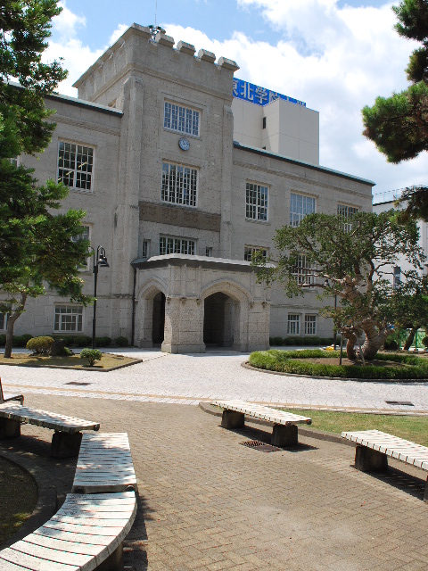東北学院大学本館・ラーハウザー記念礼拝堂_a0110756_1661217.jpg